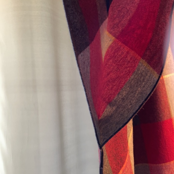 Capelike Wrap - Picture 3 of 8